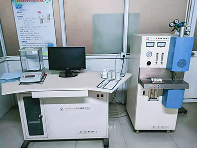 Laboratory test equipment